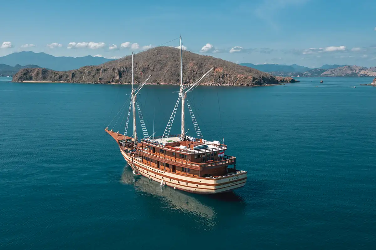 The Artisans of the Sea: Hand-Crafted Phinisi in Labuan Bajo 2027